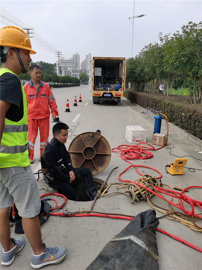 万荣翻衬法管道修复技术主要工序